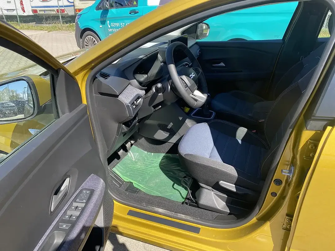 Dacia Sandero - Thumbnail 10