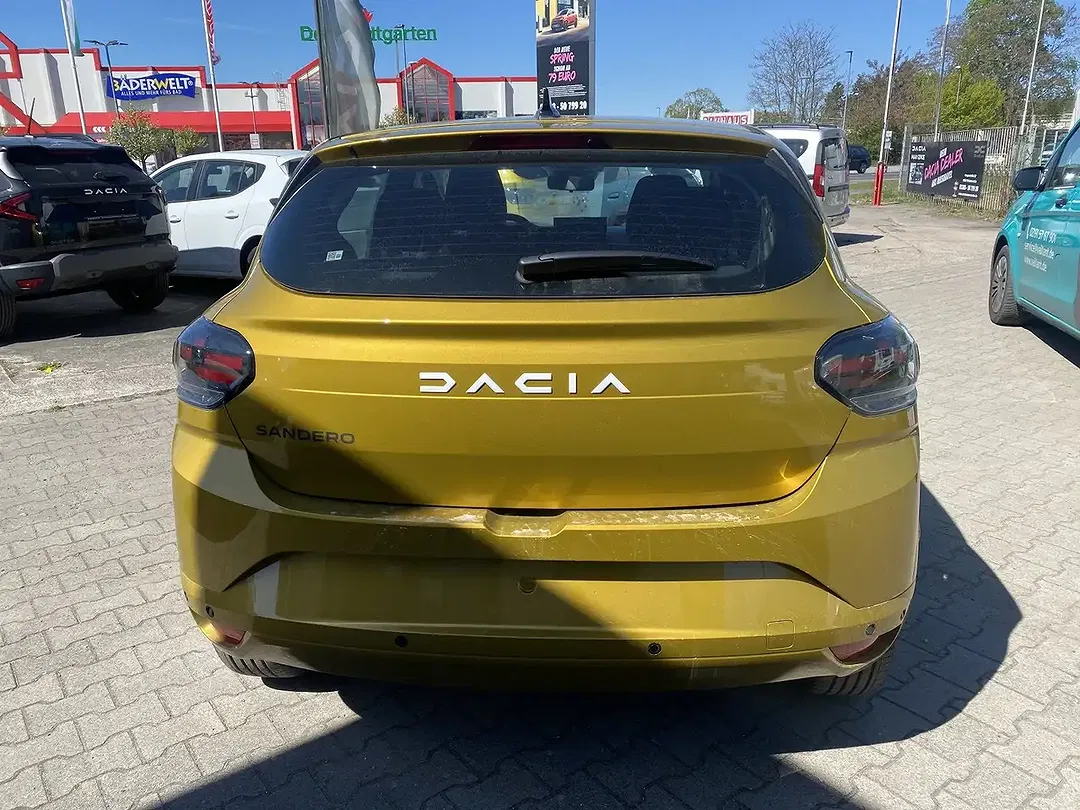Dacia Sandero - Thumbnail 5