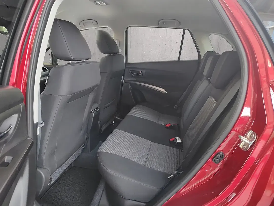 Suzuki S-Cross - Thumbnail 13