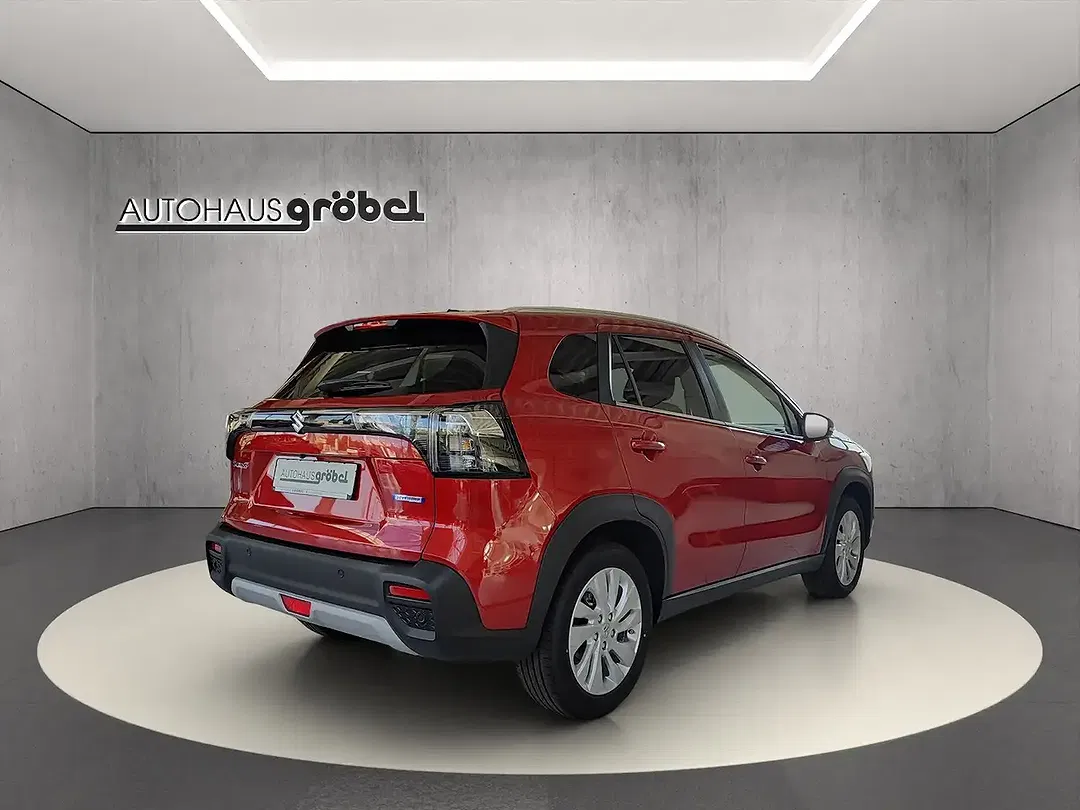 Suzuki S-Cross - Thumbnail 5