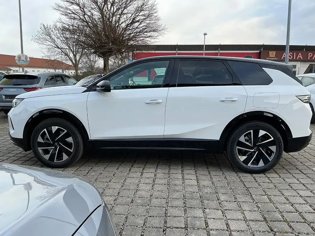 Opel Grandland - Thumbnail 4