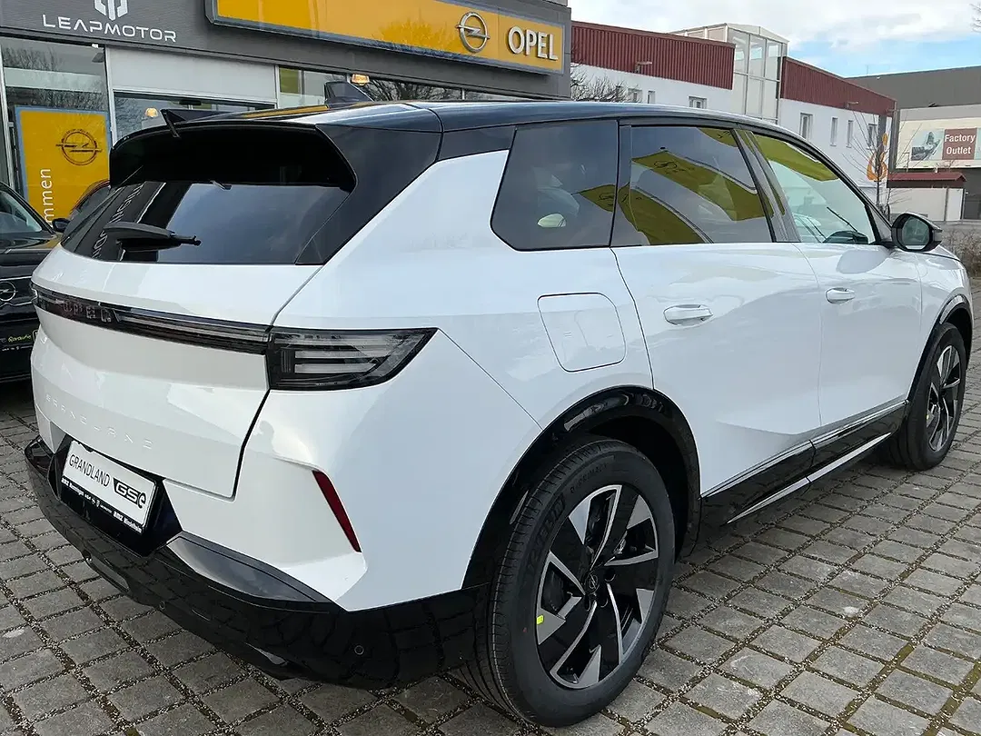 Opel Grandland - Thumbnail 7