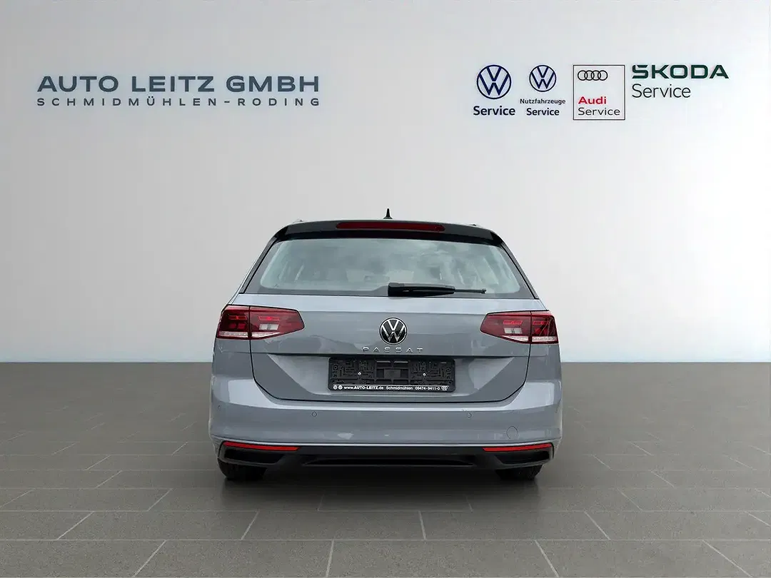 Volkswagen Passat Variant - Thumbnail 5
