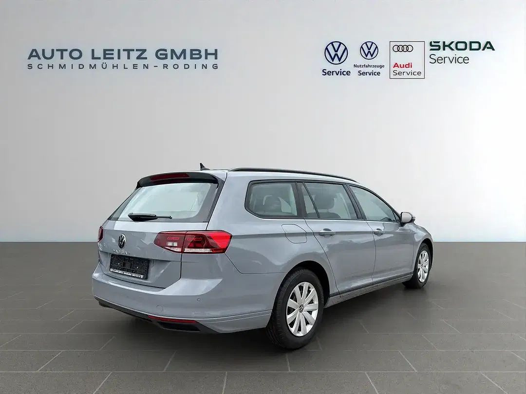 Volkswagen Passat Variant - Thumbnail 6