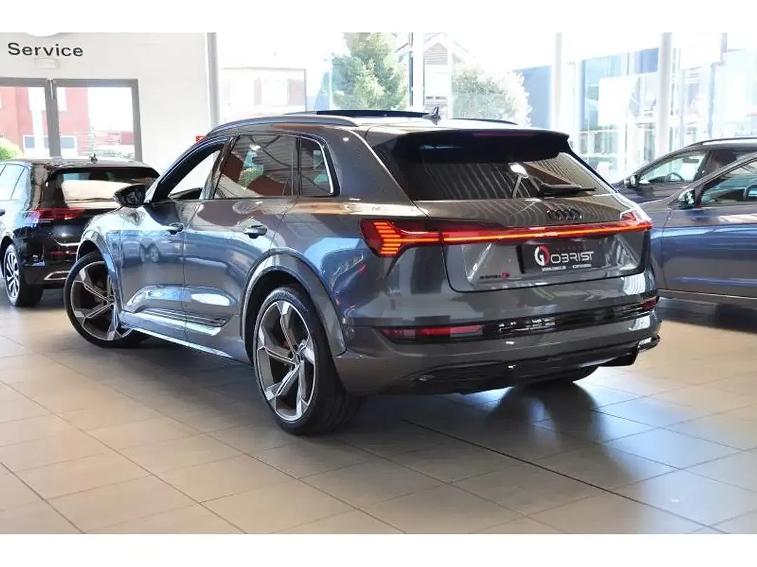 Audi SQ8 e-tron - Thumbnail 5
