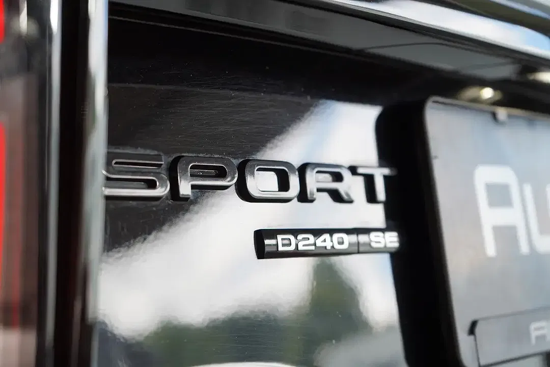 Land Rover Discovery Sport - Thumbnail 10