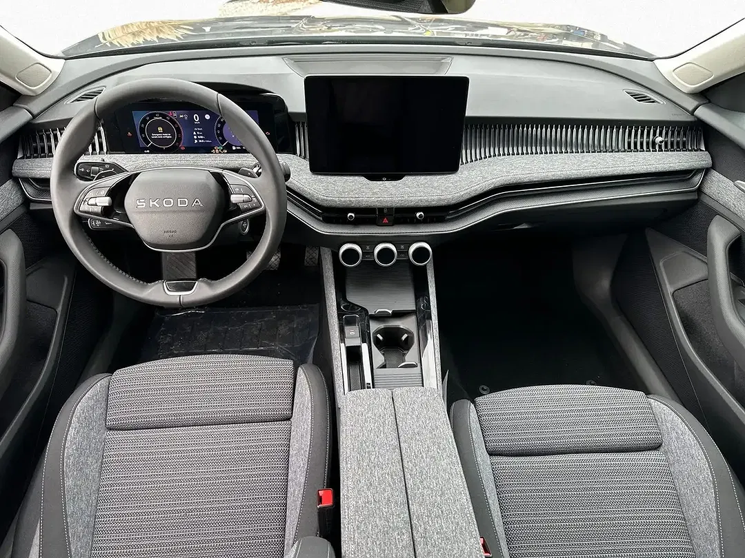 Skoda Superb - Thumbnail 11