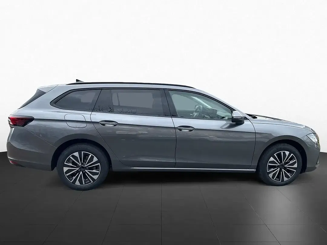 Skoda Superb - Thumbnail 6
