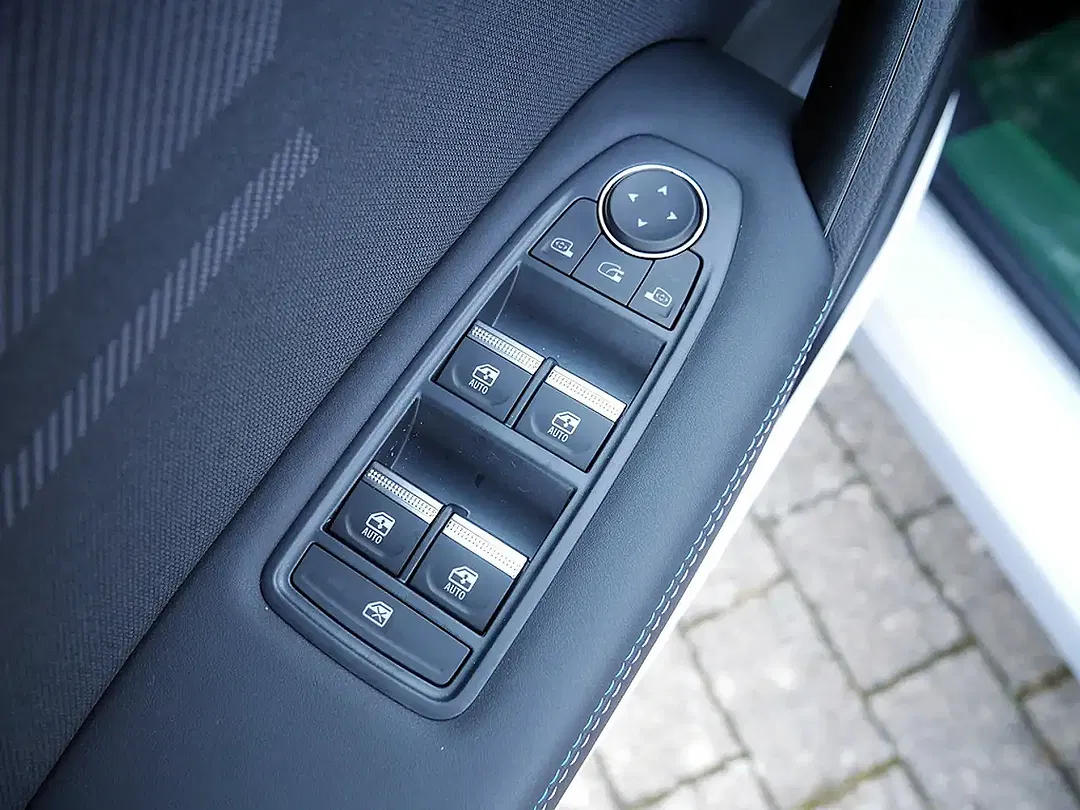 Renault Symbioz - Thumbnail 6