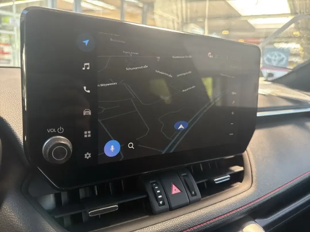 Toyota RAV 4 - Thumbnail 18