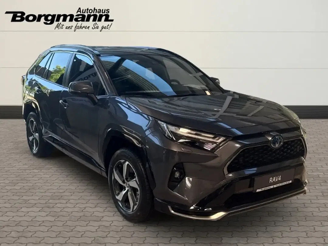 Toyota RAV 4 - Thumbnail 3
