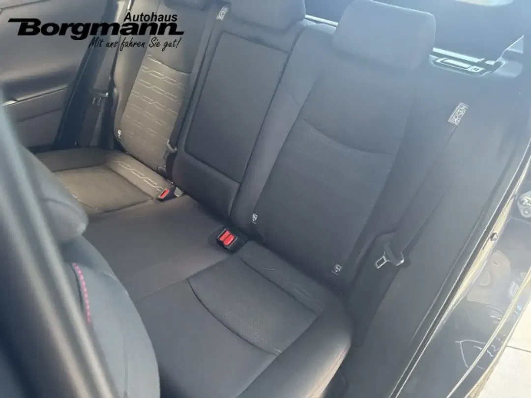 Toyota RAV 4 - Thumbnail 8