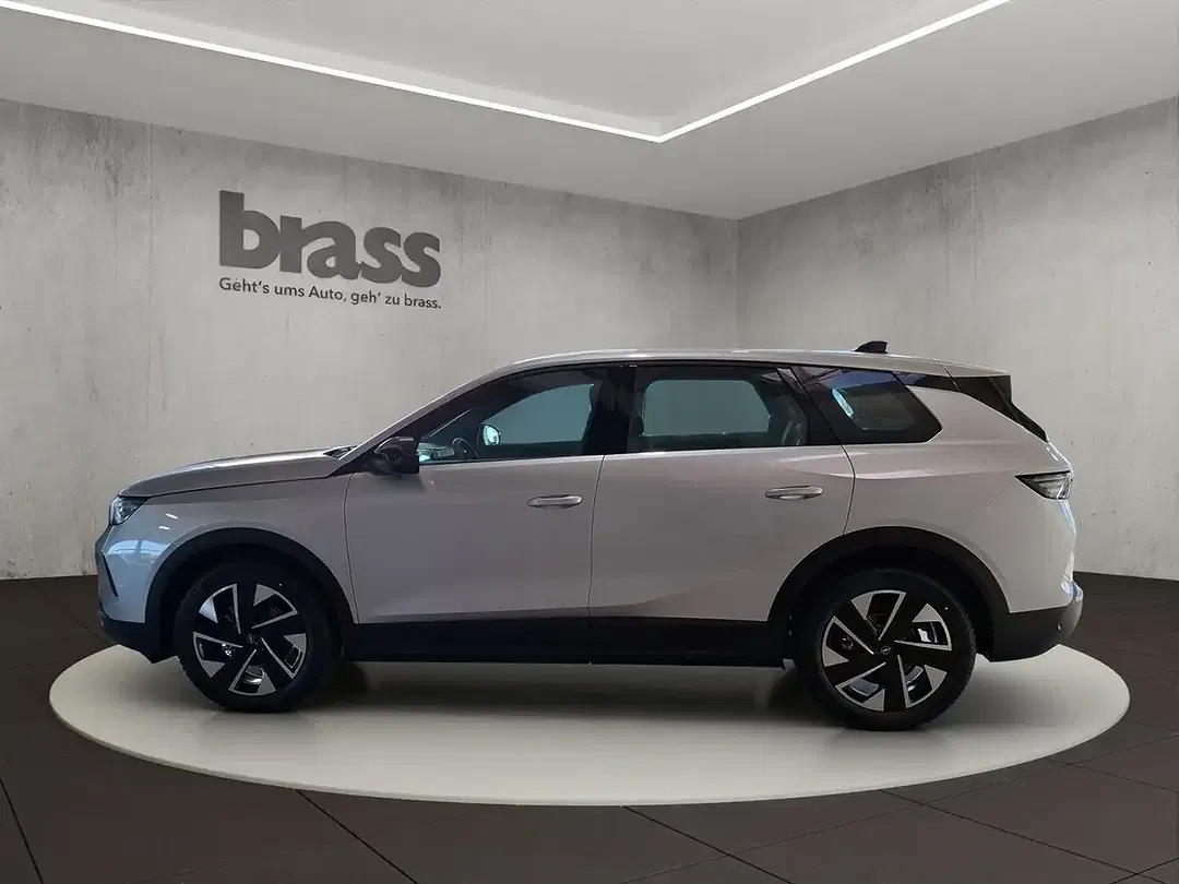 Opel Grandland - Thumbnail 2