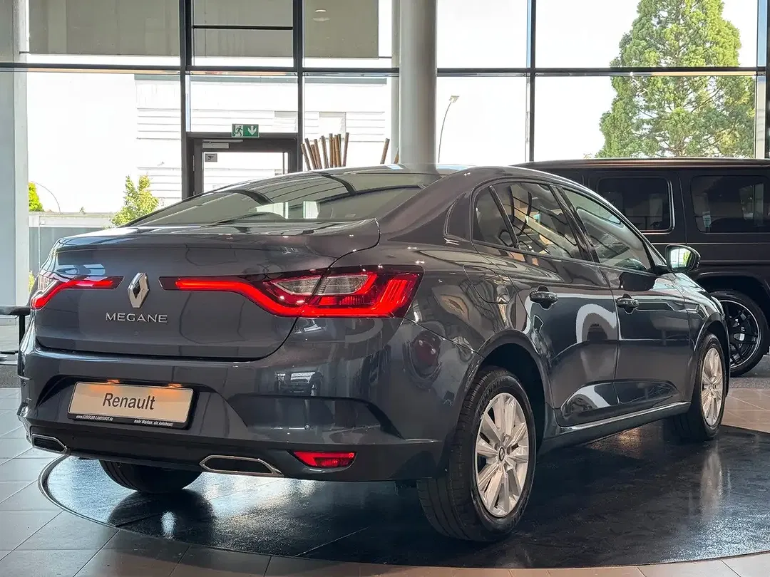 Renault Megane - Thumbnail 15