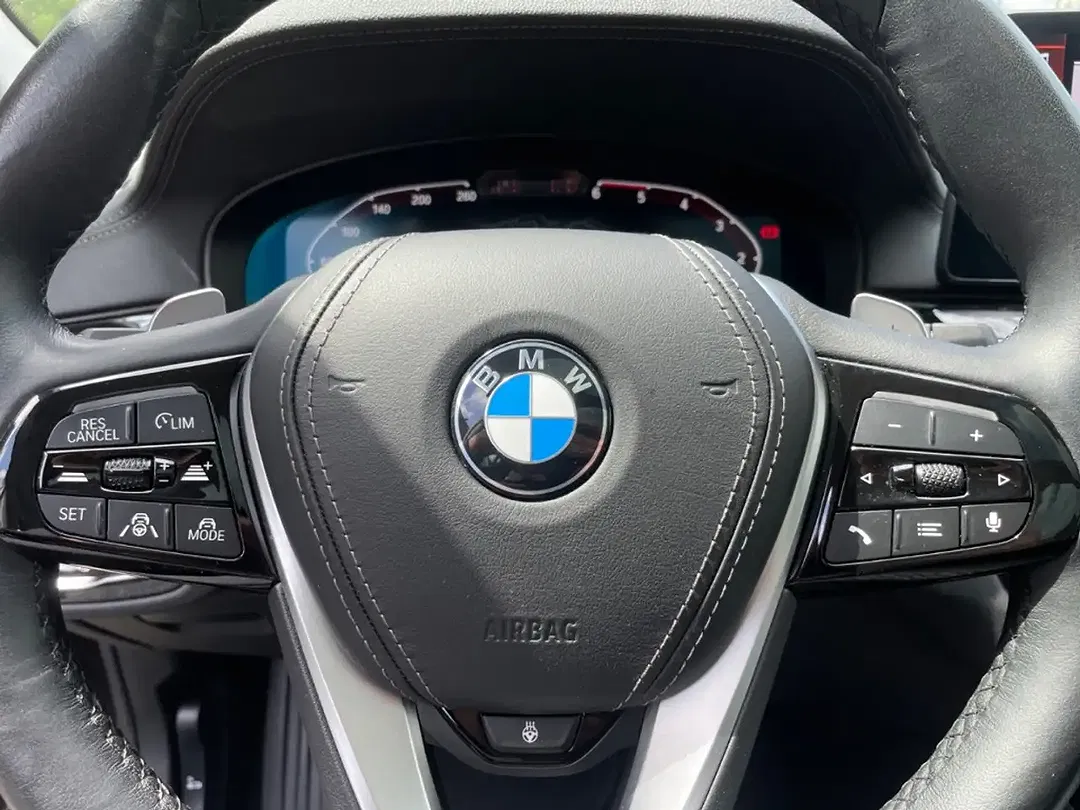BMW 530 - Thumbnail 12