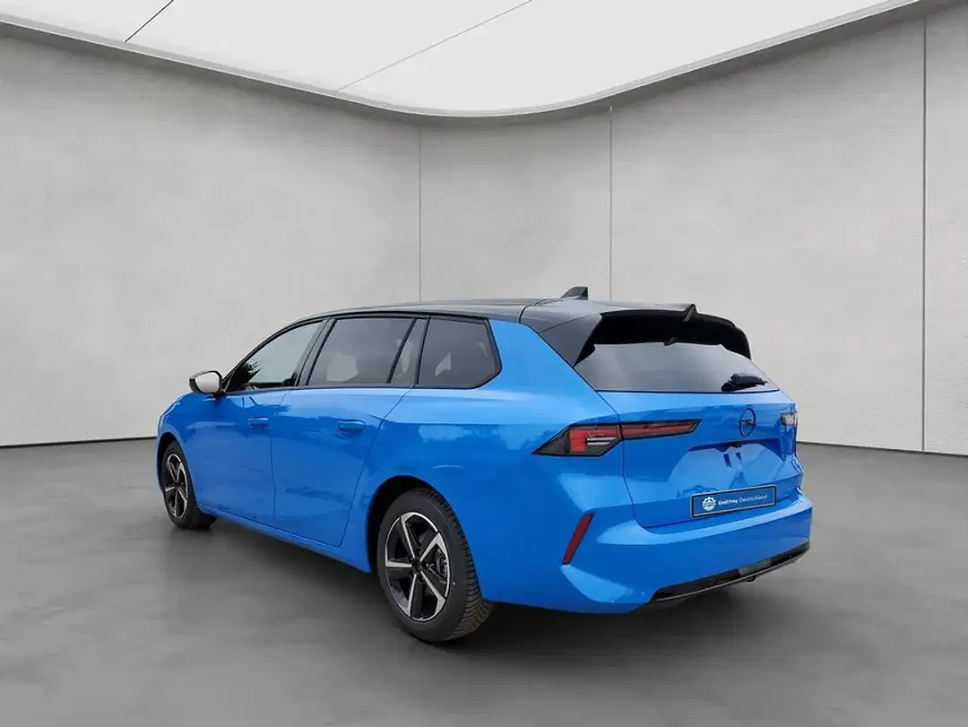 Opel Astra - Thumbnail 3
