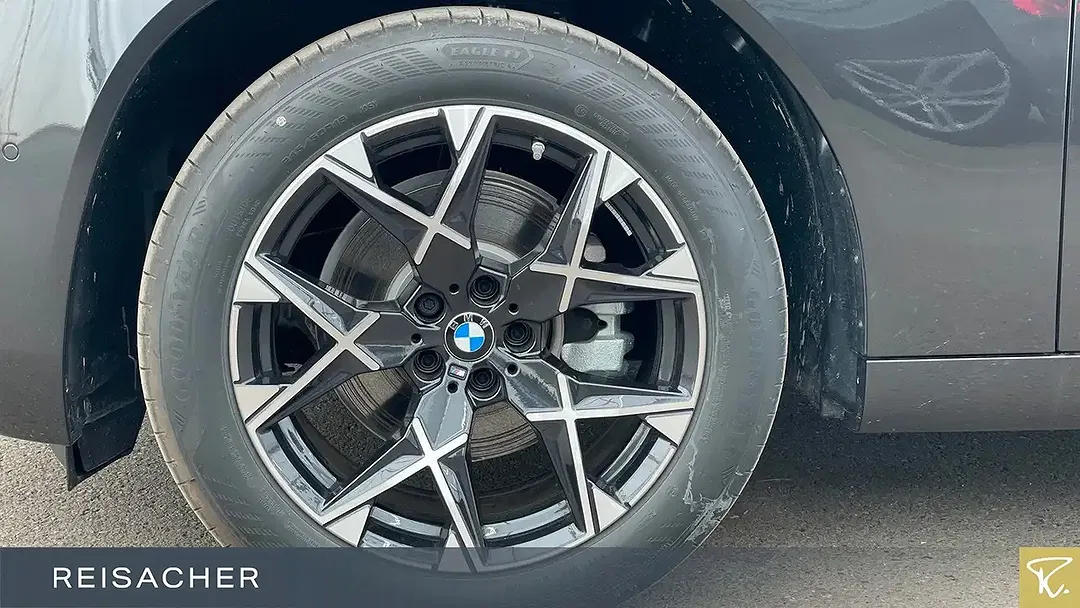 BMW X3 - Thumbnail 3