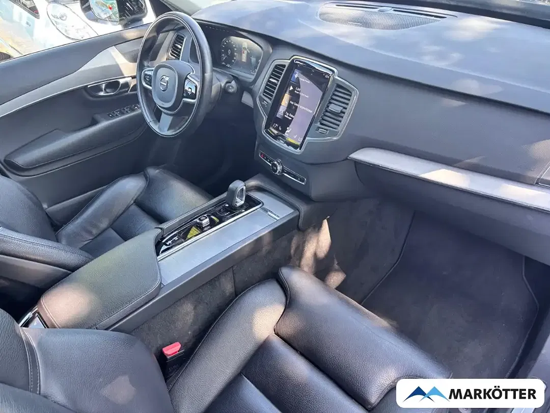Volvo XC90 - Thumbnail 15