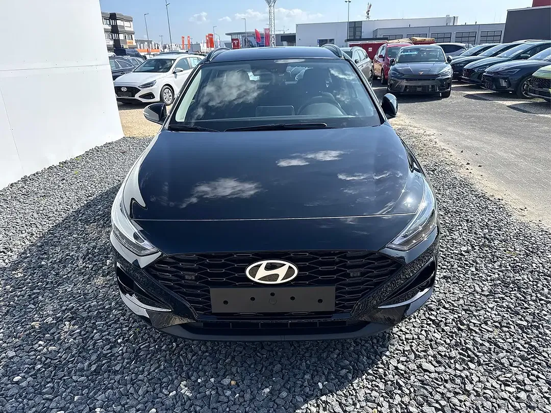 Hyundai i30 - Thumbnail 2