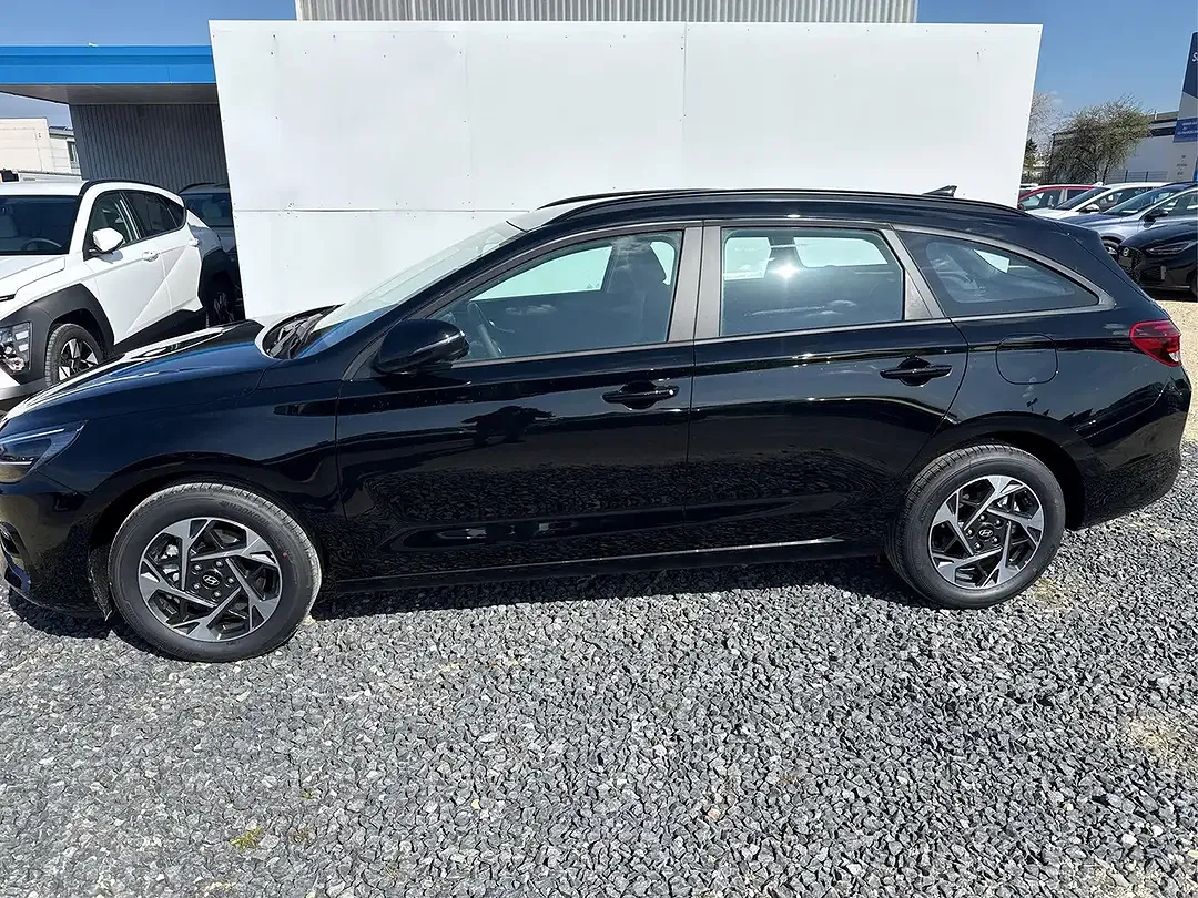 Hyundai i30 - Thumbnail 3
