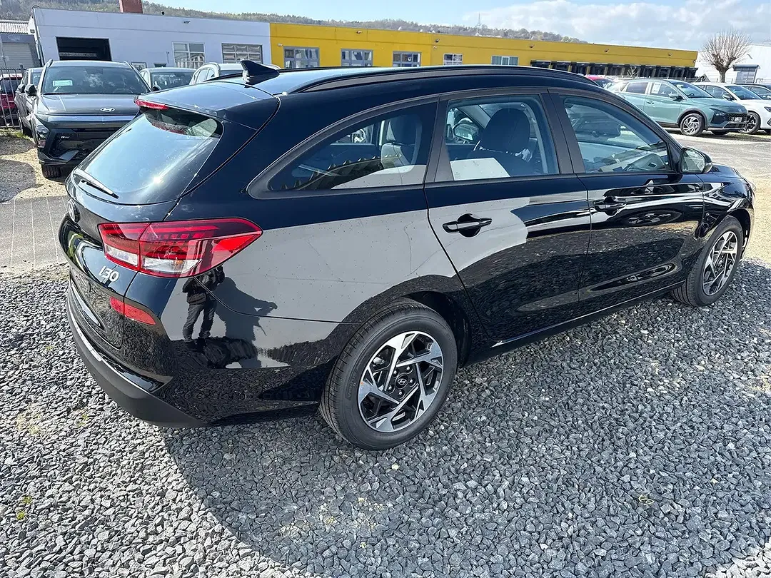 Hyundai i30 - Thumbnail 5
