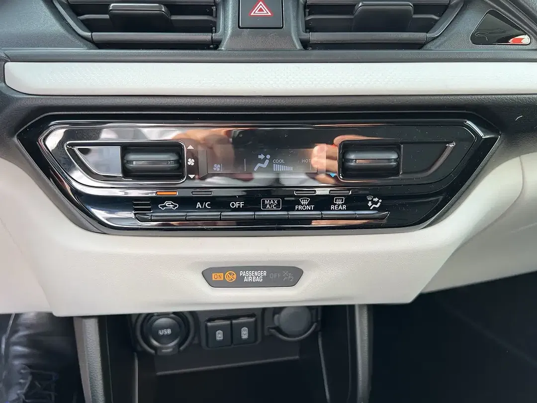 Suzuki Swift - Thumbnail 10