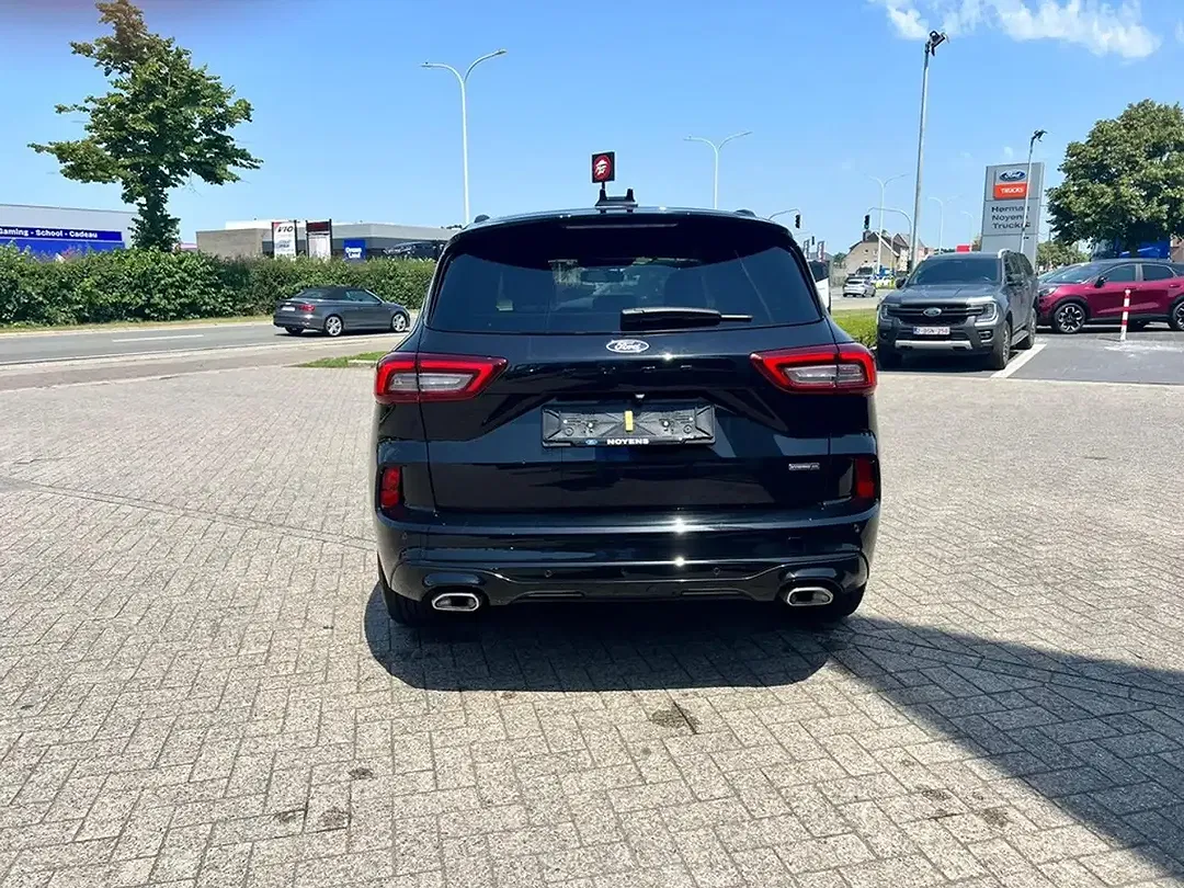 Ford Kuga - Thumbnail 11
