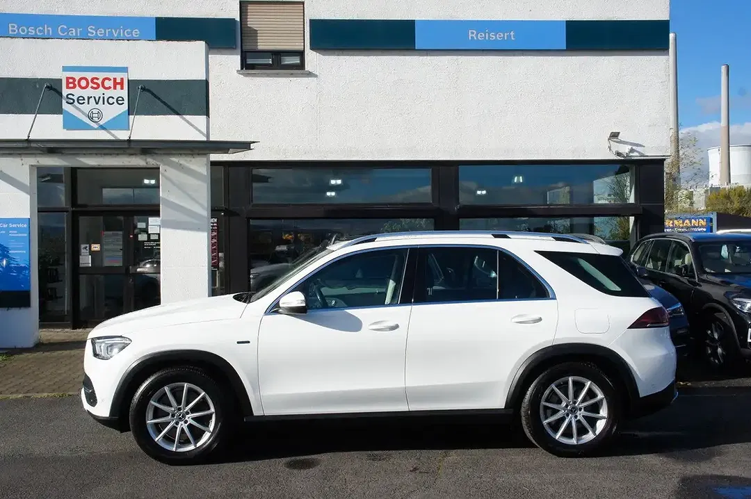 Mercedes-Benz GLE 350 - Thumbnail 2