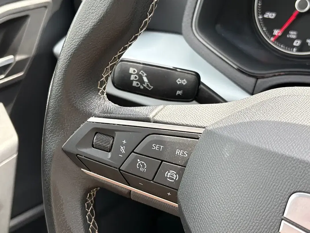 SEAT Ibiza - Thumbnail 10