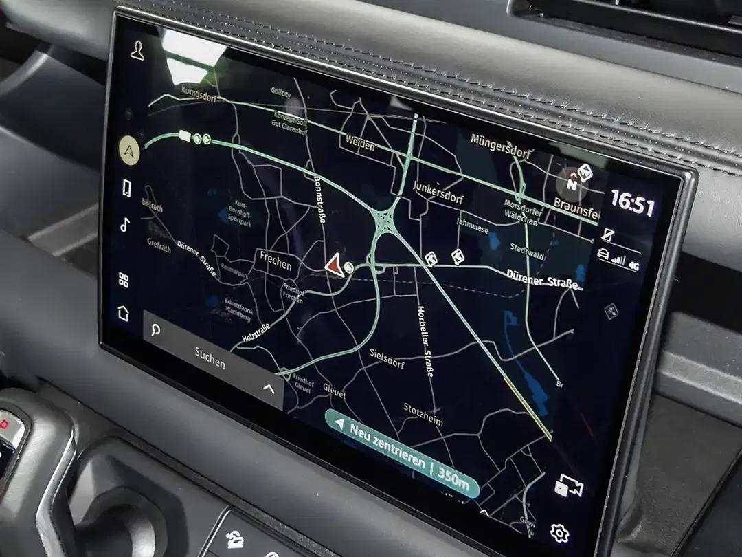 Land Rover Defender - Thumbnail 11