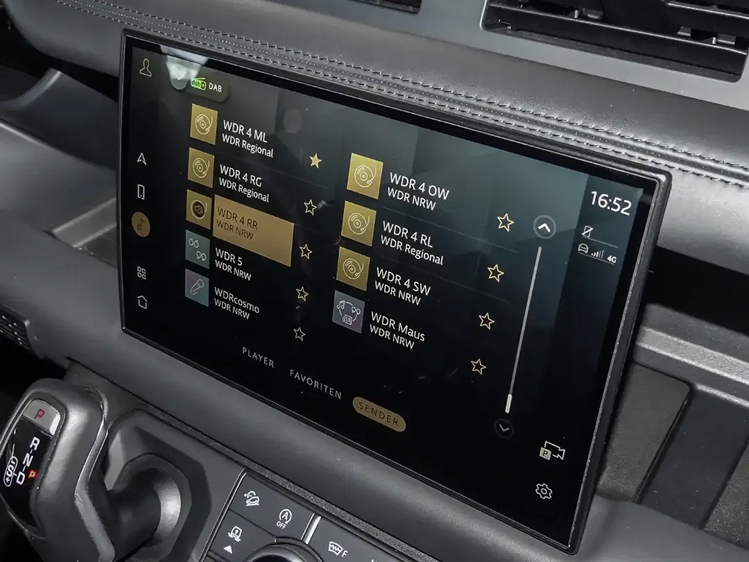 Land Rover Defender - Thumbnail 13