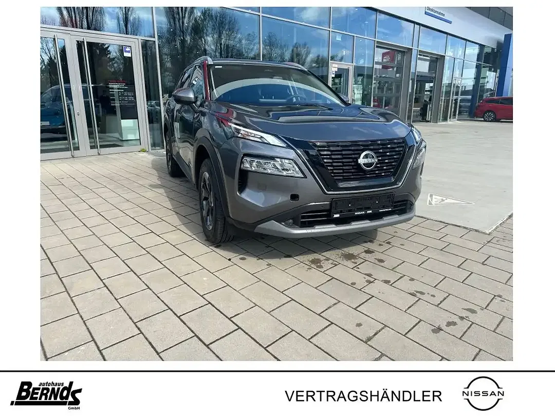 Nissan X-Trail - Thumbnail 2