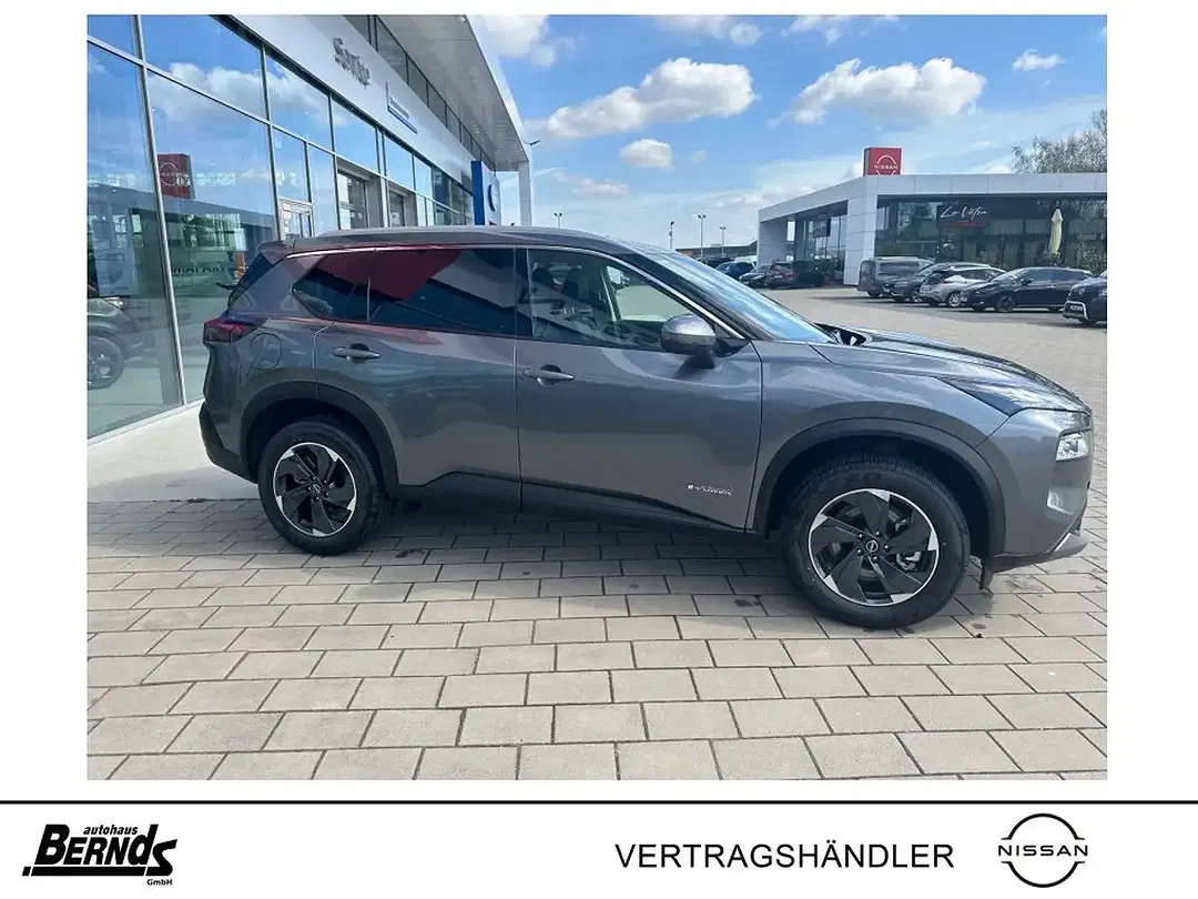 Nissan X-Trail - Thumbnail 3