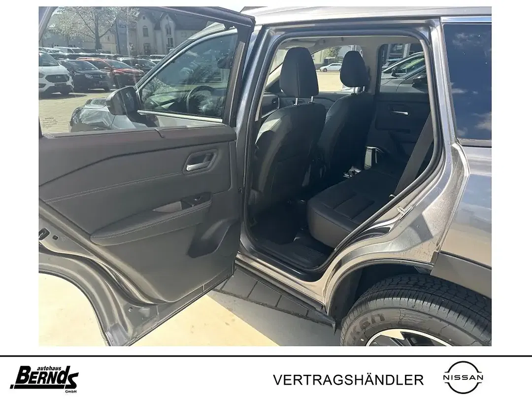 Nissan X-Trail - Thumbnail 7