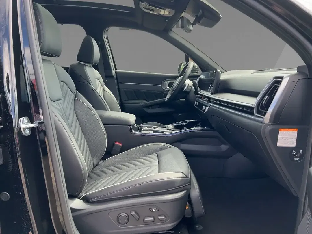 Kia Sorento - Thumbnail 9