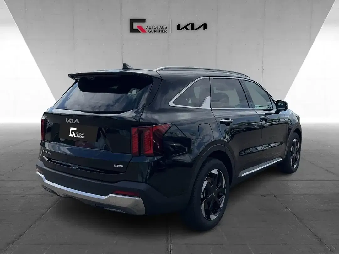 Kia Sorento - Thumbnail 3