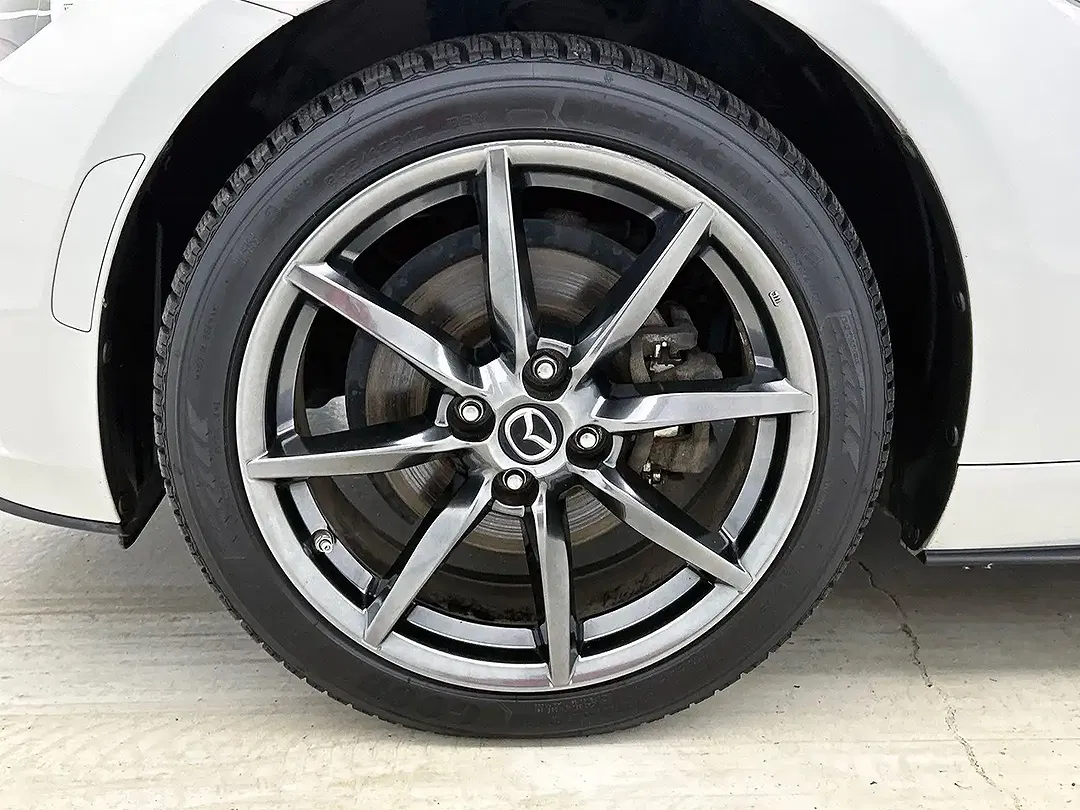 Mazda MX-5 - Thumbnail 3