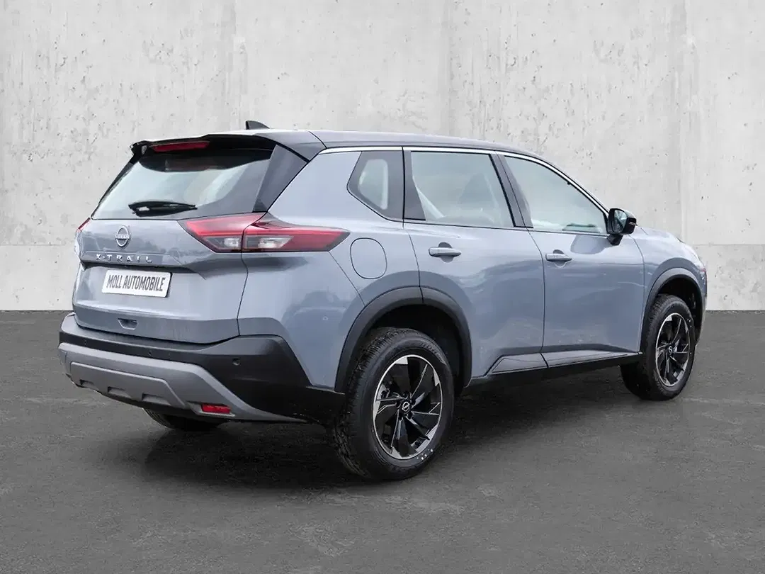 Nissan X-Trail - Thumbnail 2