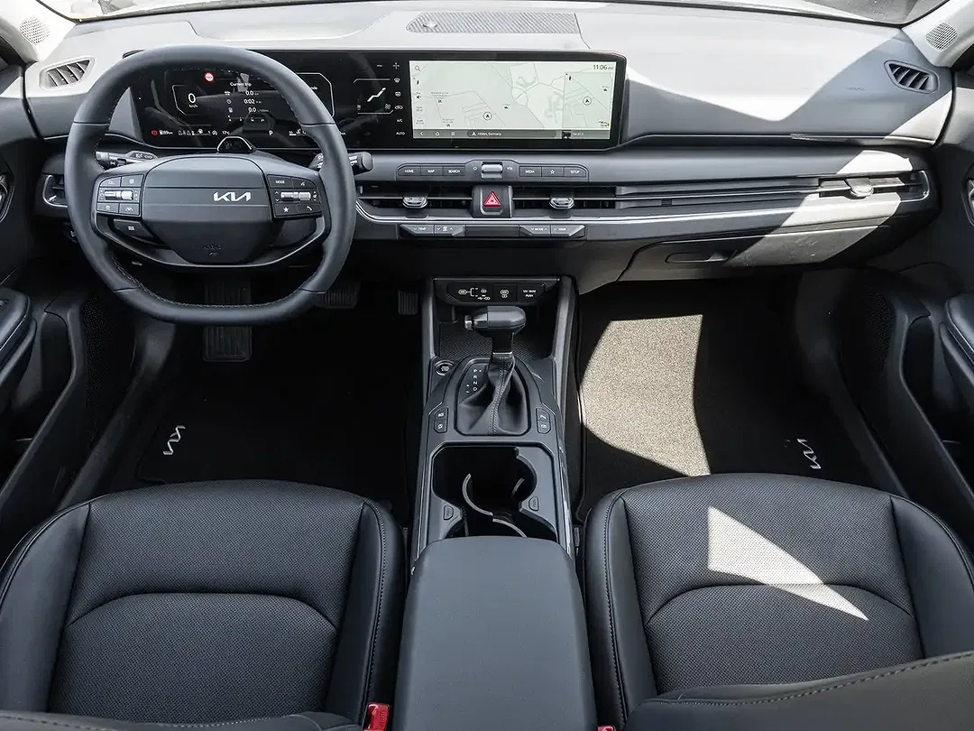 Kia K4 - Thumbnail 6