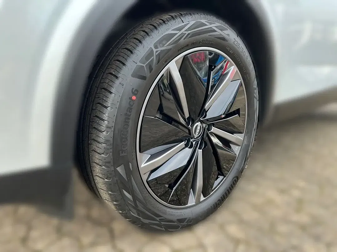 Nissan Qashqai - Thumbnail 11