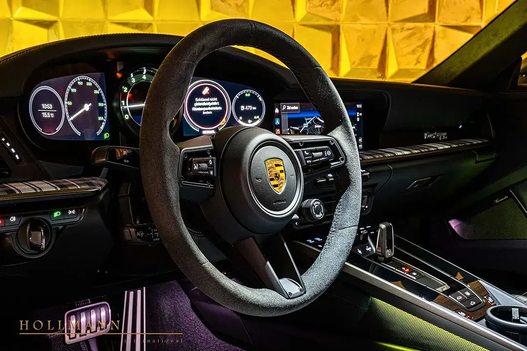 Porsche 992 - Thumbnail 13