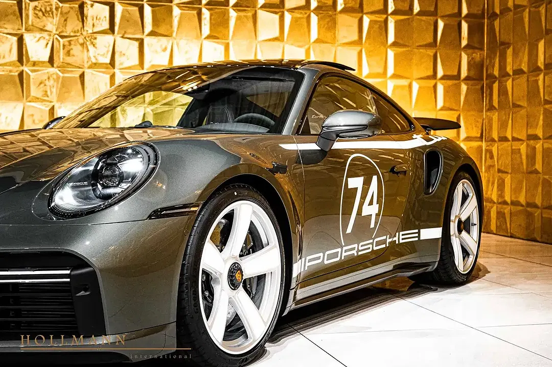 Porsche 992 - Thumbnail 8