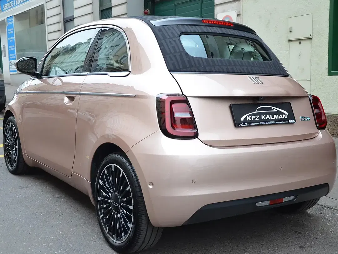 Fiat 500e - Thumbnail 4