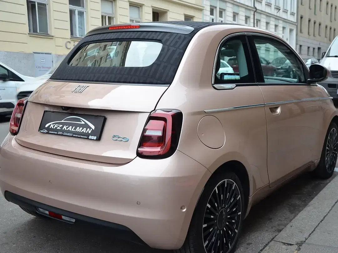 Fiat 500e - Thumbnail 6