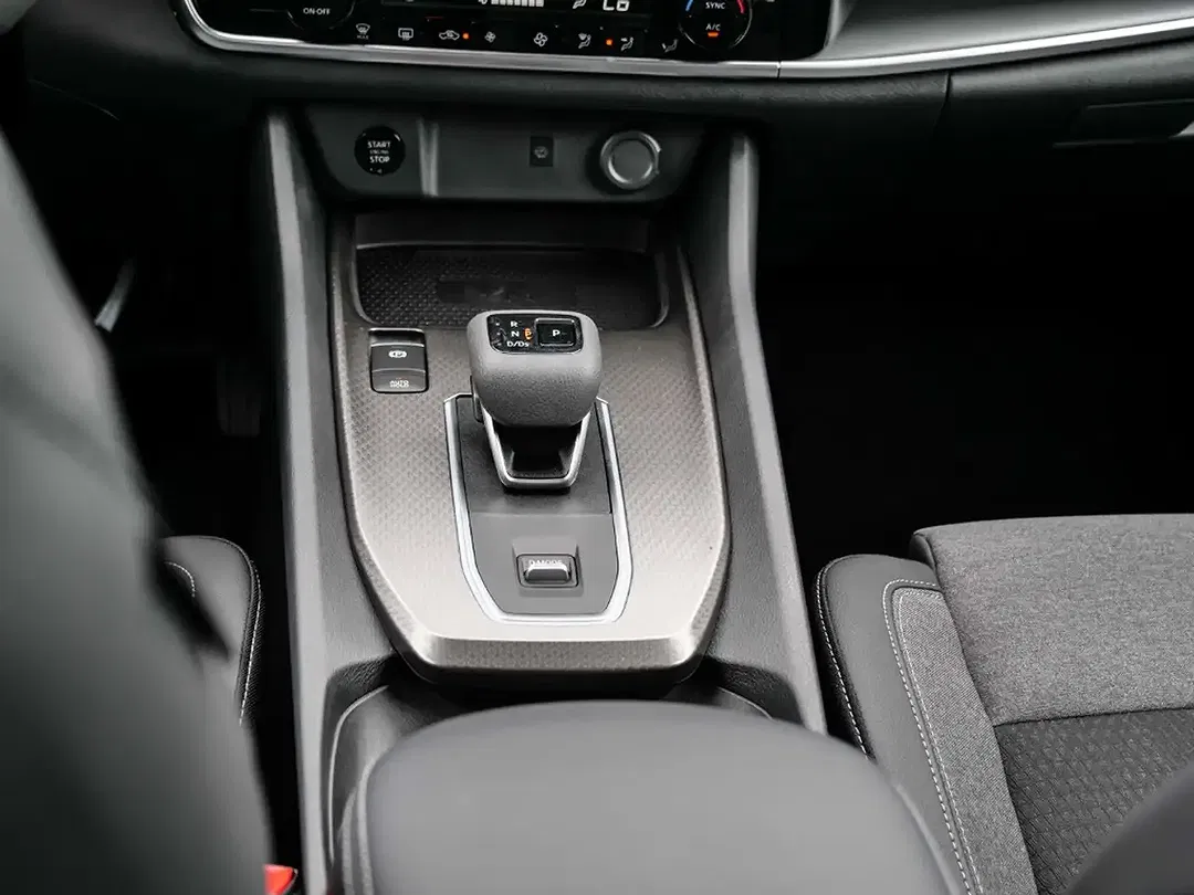 Nissan Qashqai - Thumbnail 11