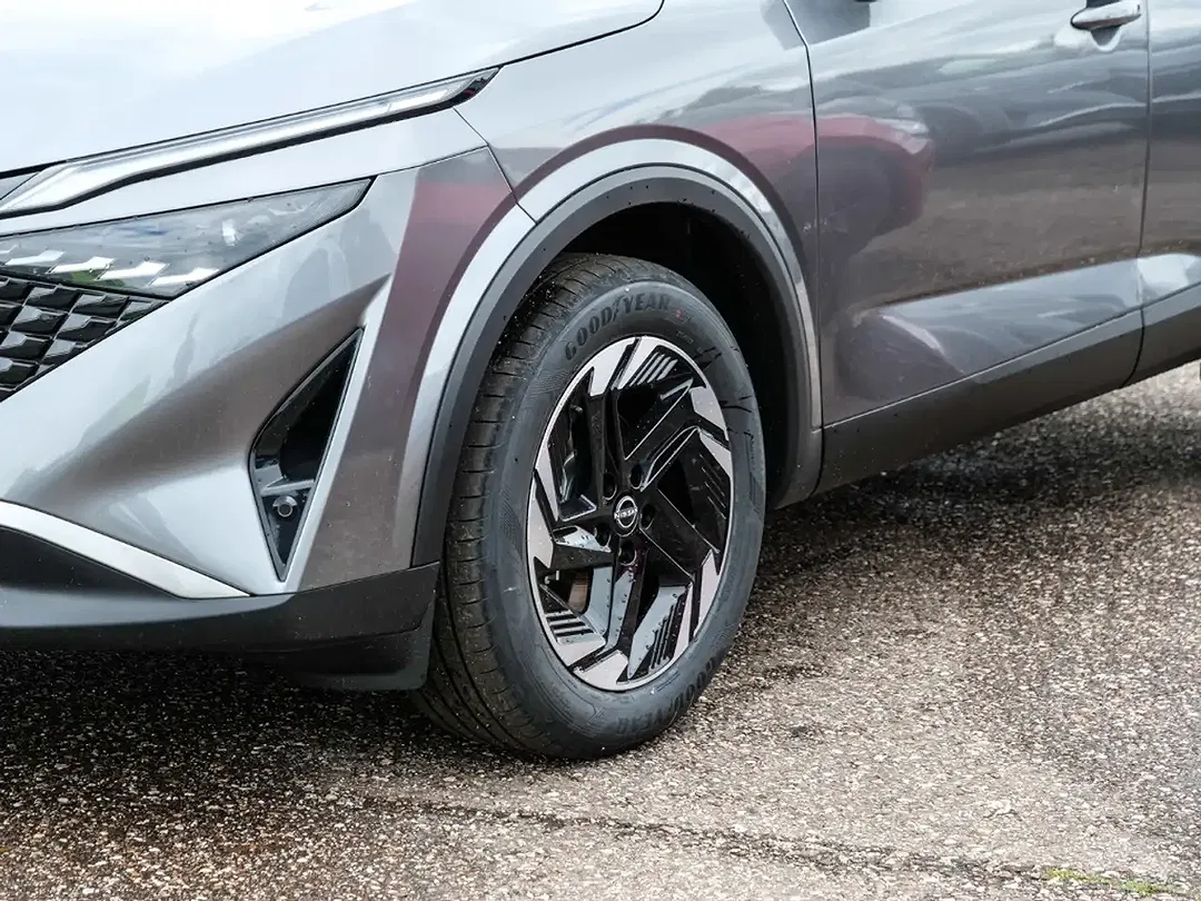 Nissan Qashqai - Thumbnail 3