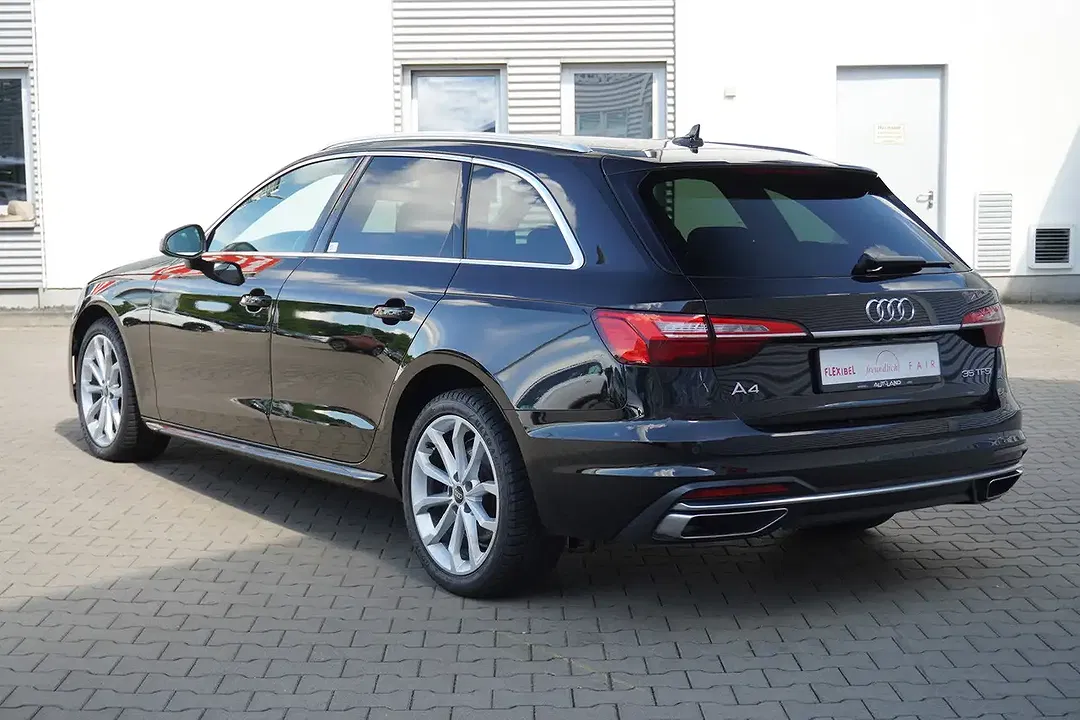 Audi A4 - Thumbnail 7