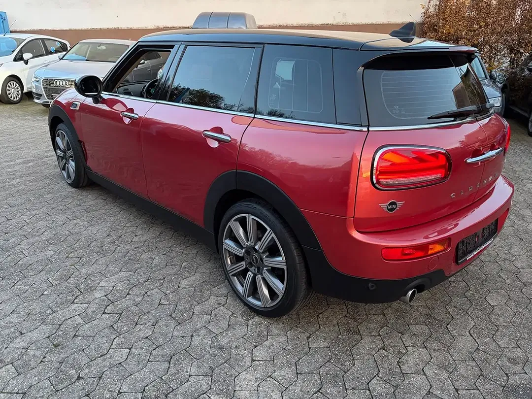 MINI Cooper Clubman - Thumbnail 2
