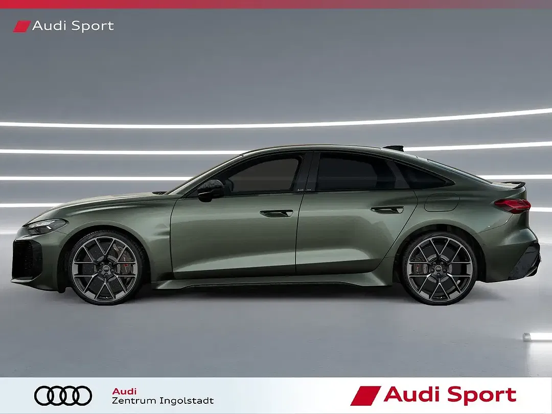 Audi RS5 - Thumbnail 3