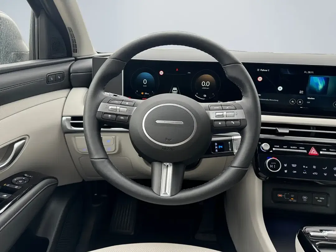 Hyundai TUCSON - Thumbnail 12